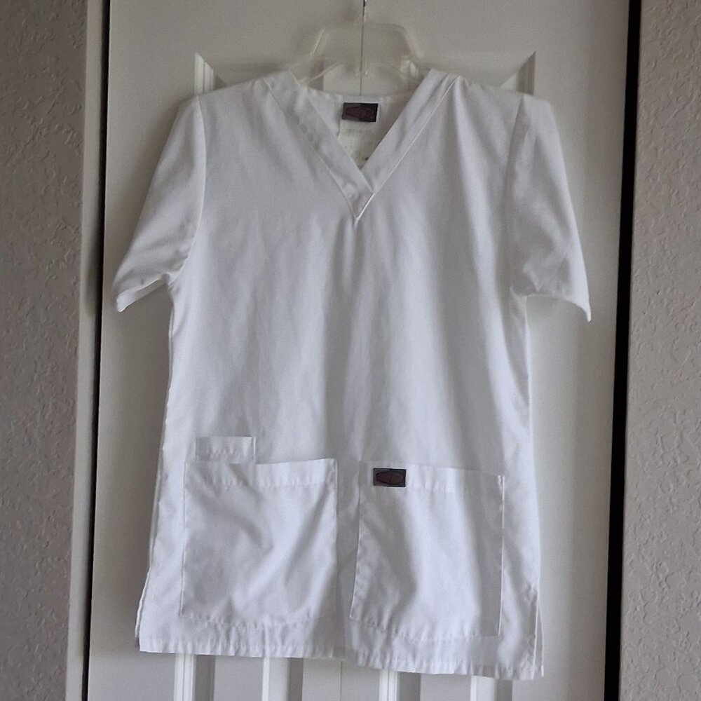 Landau Scrub Zone White 3 Pocket V-Neck Scrub Top Women's Size XS